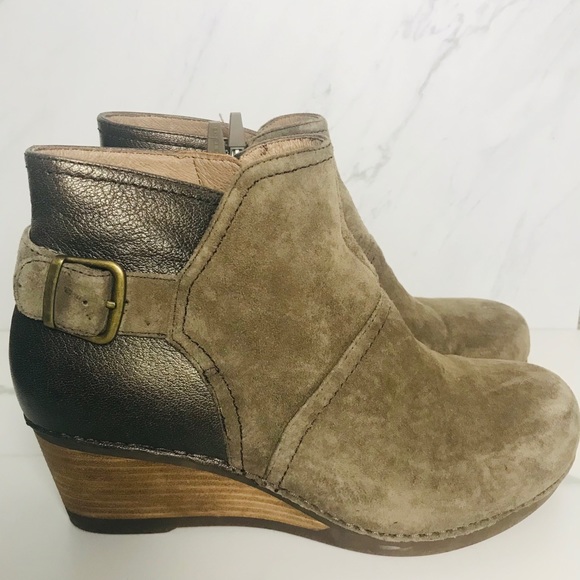 dansko shirley wedge